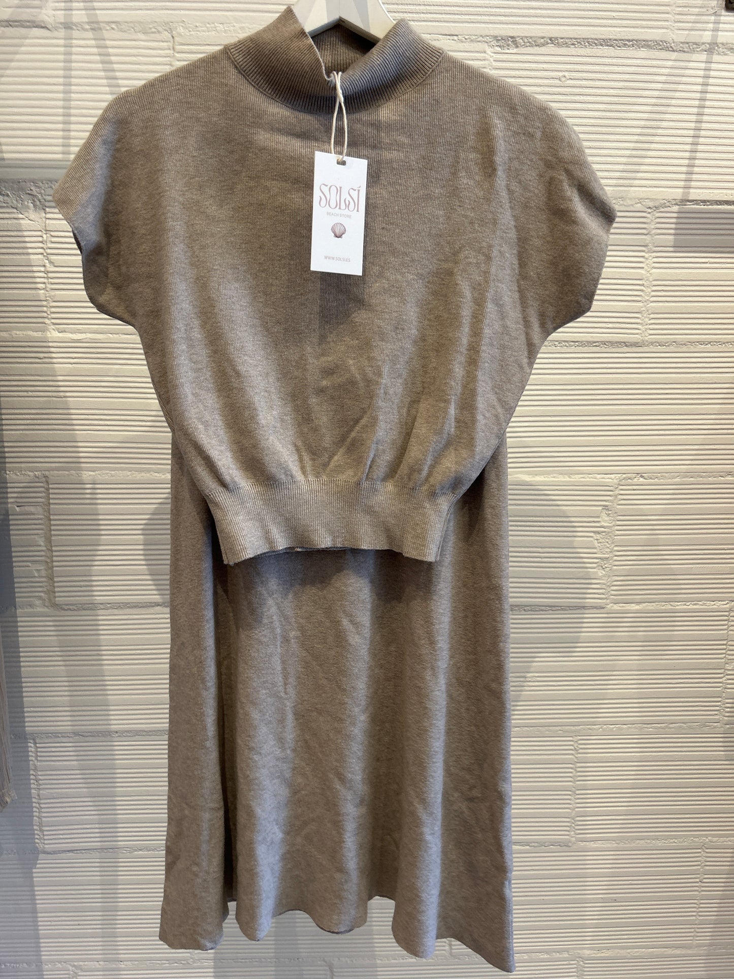 Two Piece Set Wooly May