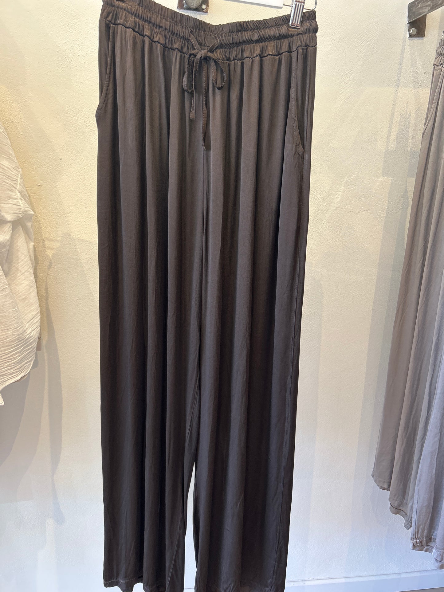 Broek Satijn Lux