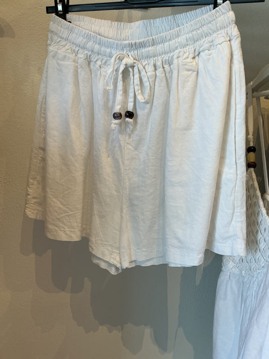 Short Laila