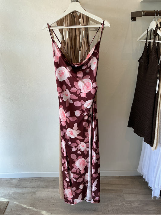 Vestido de satén estampado