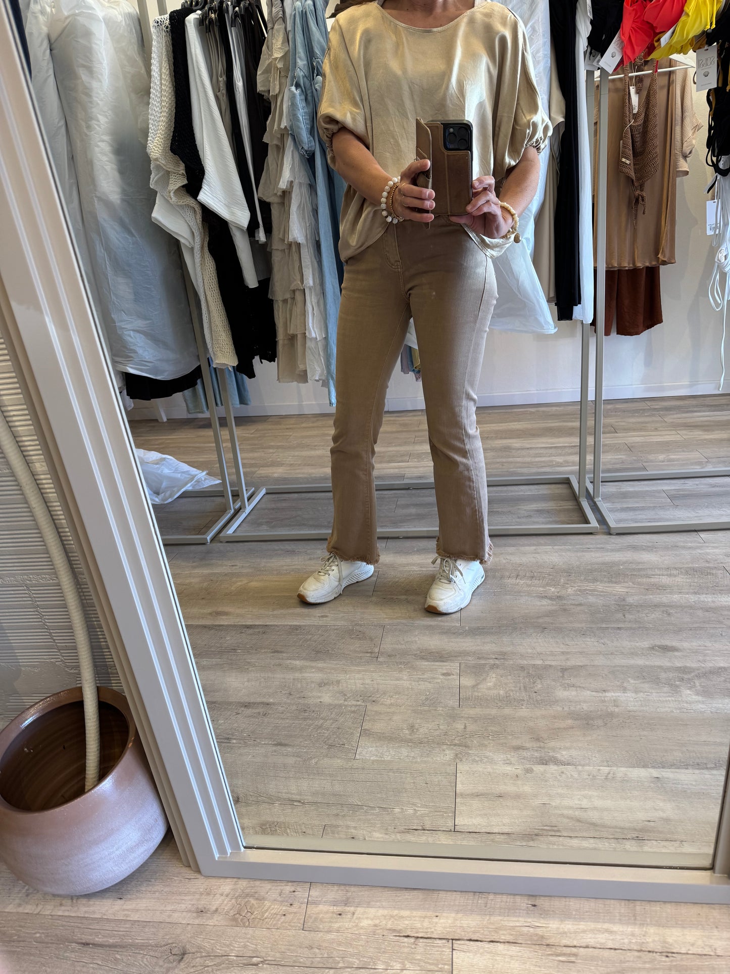 Top Lulu luxe satin onesize